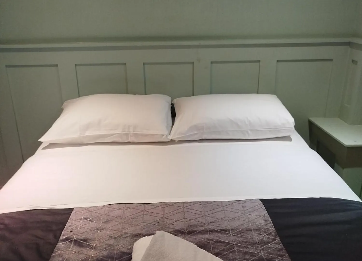 The Willows Brighton Hotel